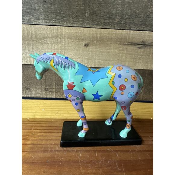 Trail of Painted Ponies Porcelain Figurine Spirit War Pony 2E 6410 In Box - Picture 4 of 7